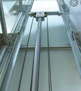 Winda hydrauliczna 3600KG 0,4m / s 14m Komercyjna winda pasażerska